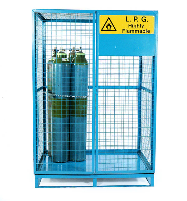 Lock-Up Cage With Pallet Base - 1715D - Painted