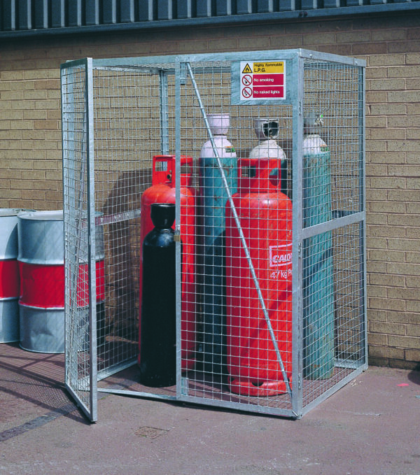 Lock-Up Cage With Pallet Base - 1095D - Galvanised